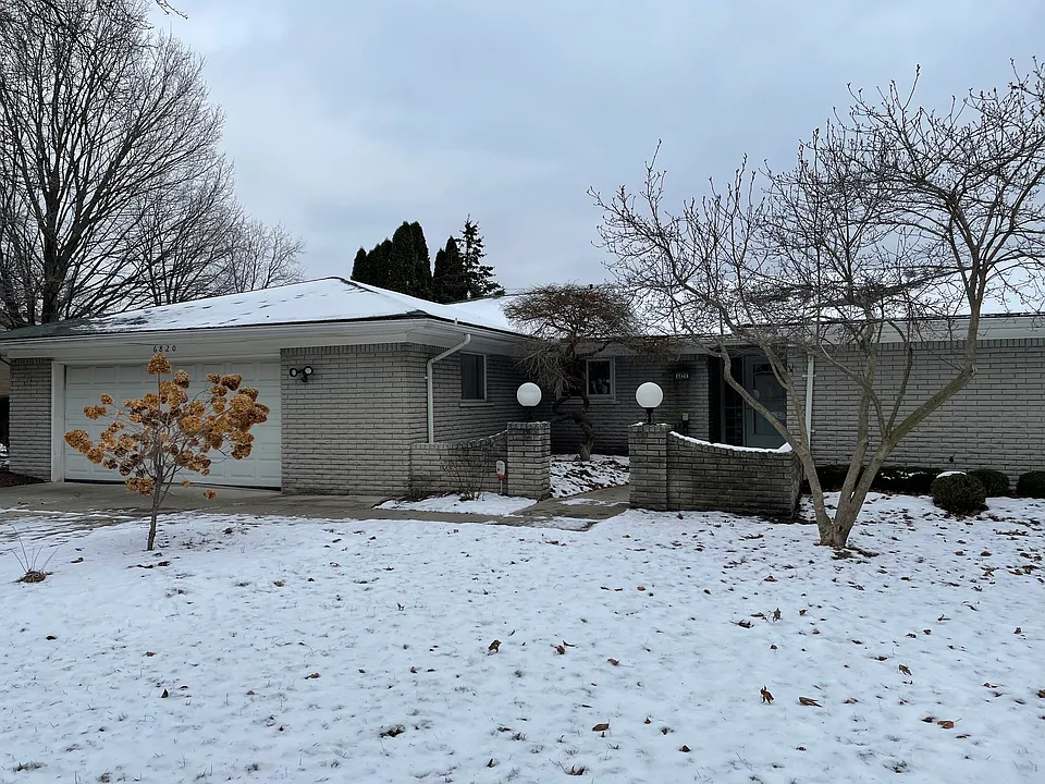 6820 Fredmoor Dr #NA