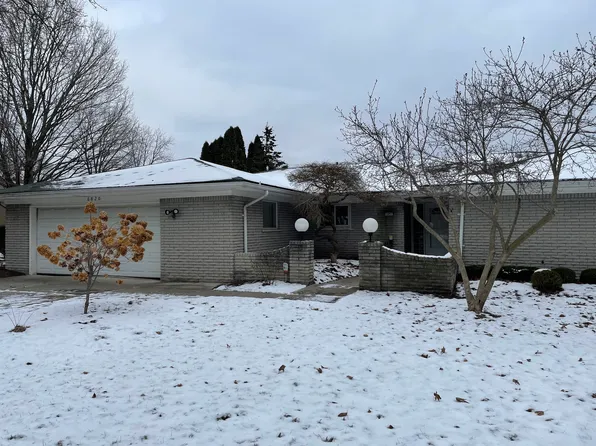 6820 Fredmoor Dr #Na, Troy, MI 48098