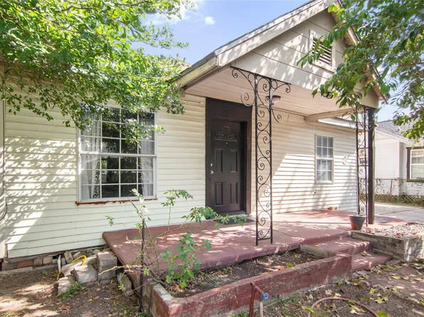 8617 Woodruff St, Houston, TX 77012