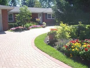 1029 Rosemary Ter photo 1