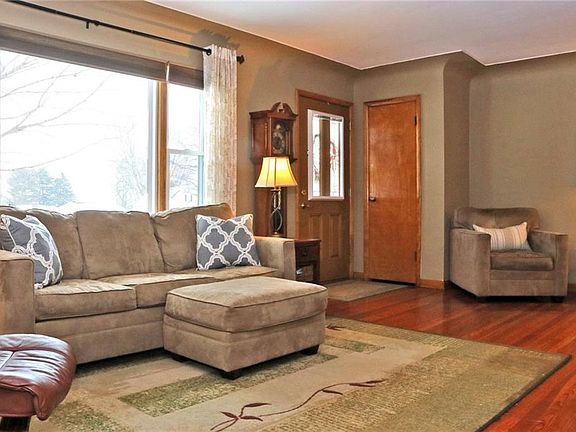 5th image of 1667 Westwood Cir