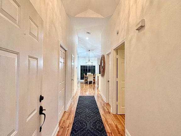 Front Entry Hall