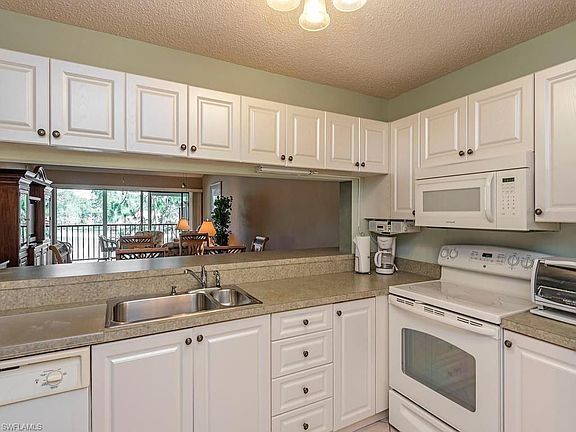 4th image of 5792 Deauville Cir APT A301