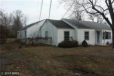 1st image of 5263 Canard St