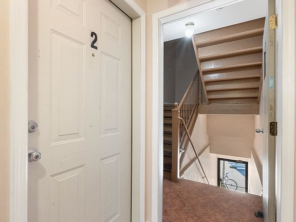 4th image of 2519 West St APT 2