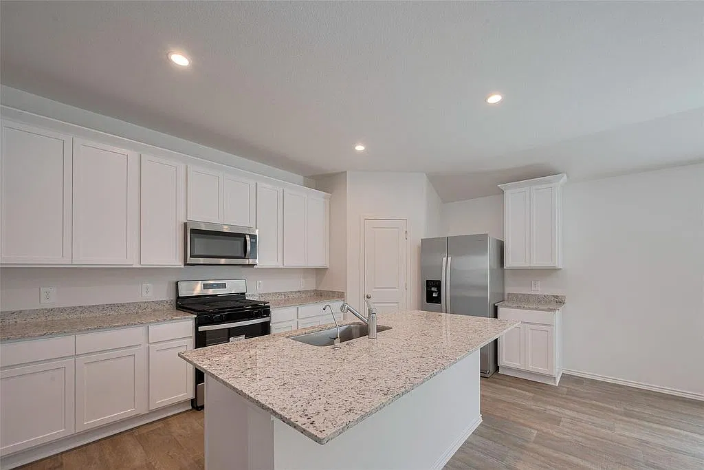 30842 Brightwell Bnd — Photo 4