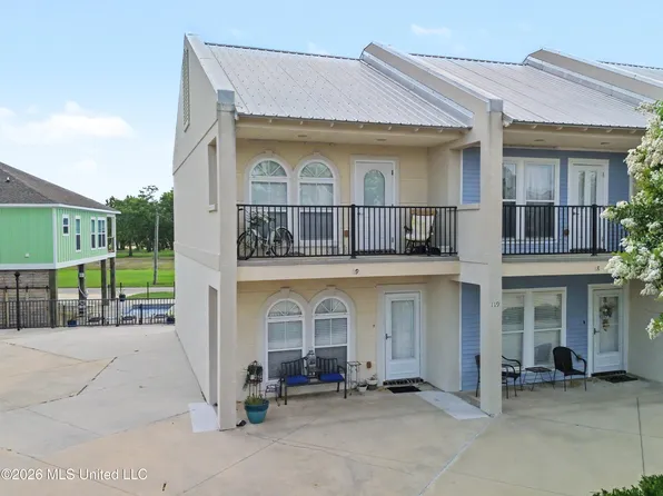 548 W Beach Blvd APT 119, Long Beach, MS 39560