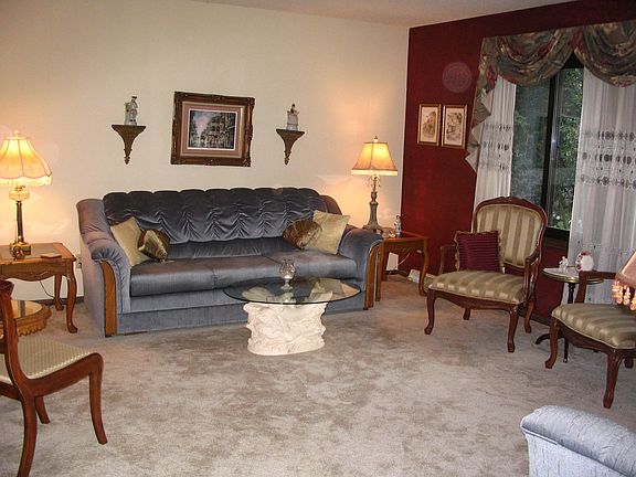 formal living rm