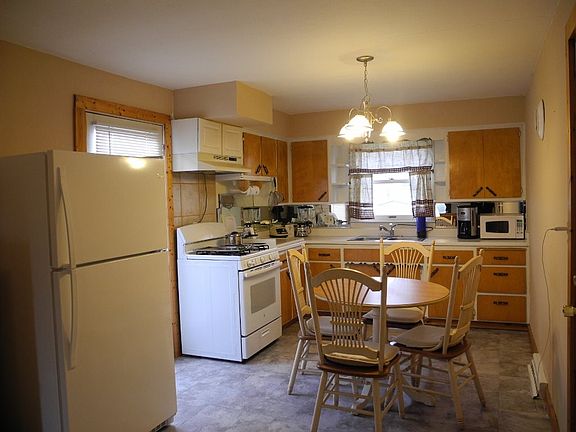 4th image of 1623 Barton Blvd