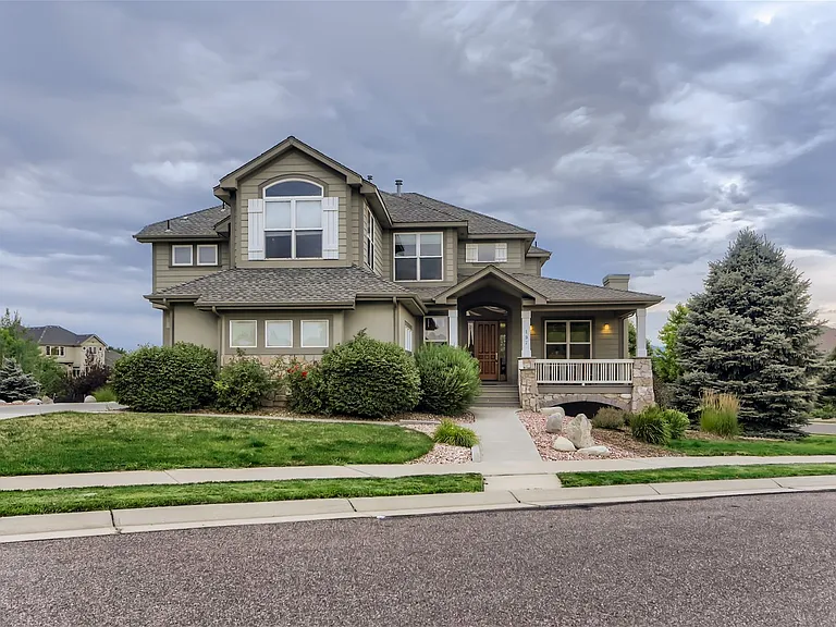 197 Meadow View Pkwy — Photo 1