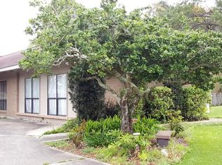 130 Plantation Dr, New Iberia, LA 70563