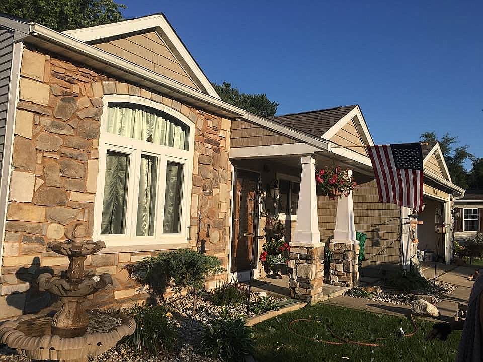 1st image of 1814 Woodland Dr