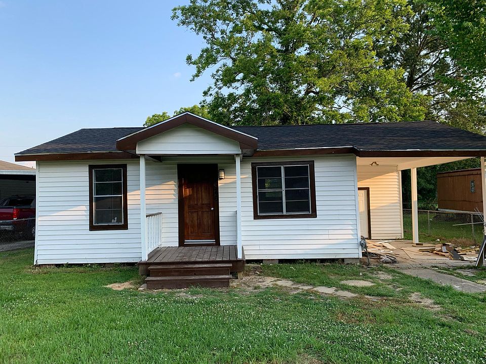 1st image of 4546 Lupine St