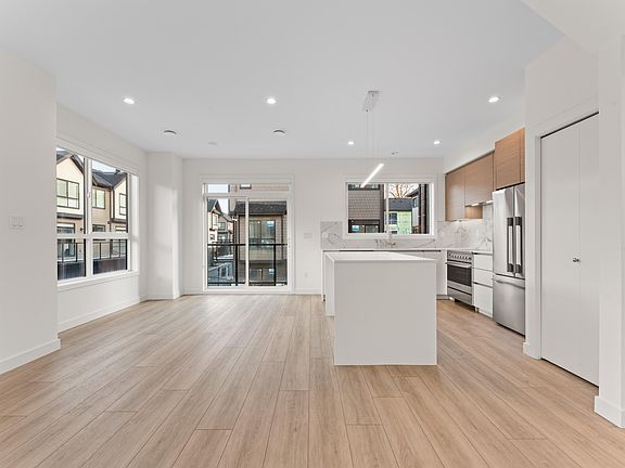 3rd image of 4337 Boundary Rd #27