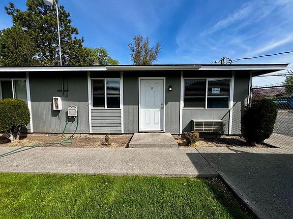 3rd image of 106-108 S 10th St #108-11