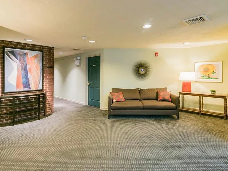 1600 Massachusetts Ave #602 — Photo 4