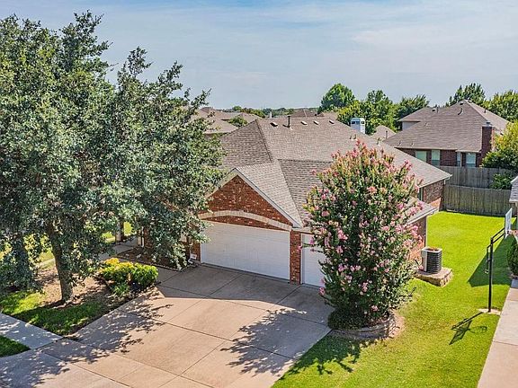 3rd image of 2351 Palo Pinto Rd
