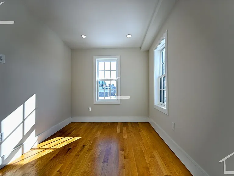 20 Winchester St #9 — Photo 12