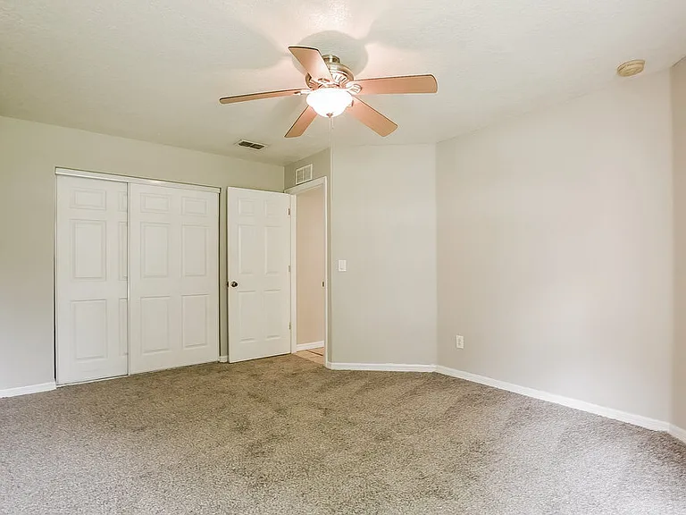 5420 Blue Grass St — Photo 12