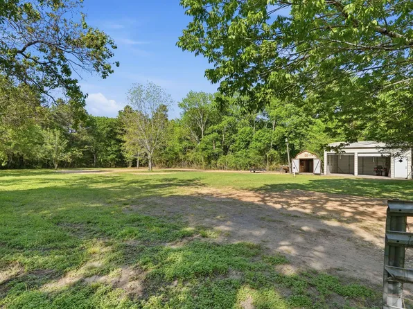 2377 Us Highway 190, Huntsville, TX 77340