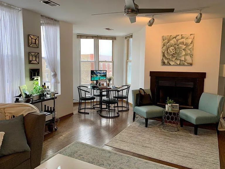 1000 W Armitage Ave #Penthouse 4 — Photo 3