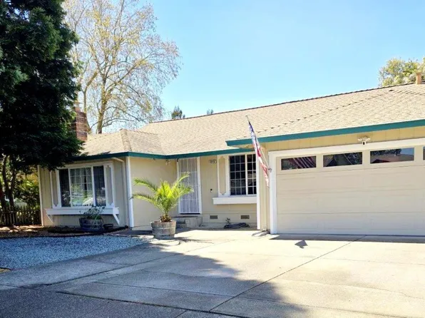 8046 Washington Avenue, Sebastopol, CA 95472