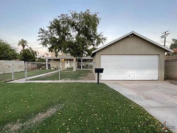 3rd image of 830 Olive Ave