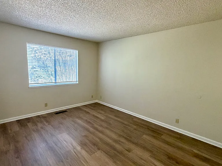 3817 Nolan Ter — Photo 5