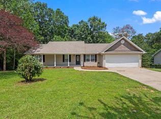 175 J Mountain Dr, Dahlonega, GA 30533