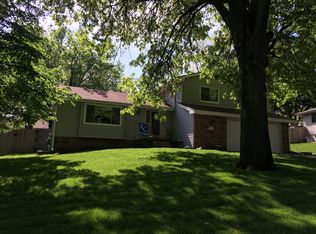 12935 Old Cherry Rd, Omaha, NE 68137