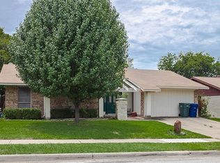 1804 Elmwood Ln, Carrollton, TX 75006