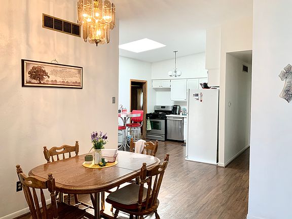 5th image of 651 Bisaillon Ave