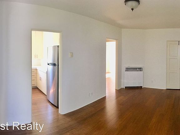 3rd image of 125 W Los Olivos St #6582391