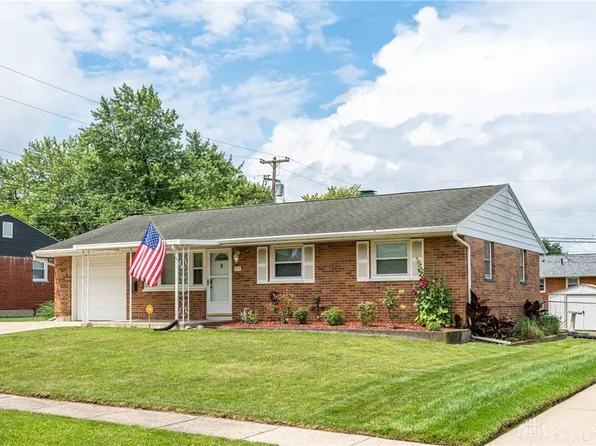 729 Wagon Wheel Dr, Dayton, OH 45431