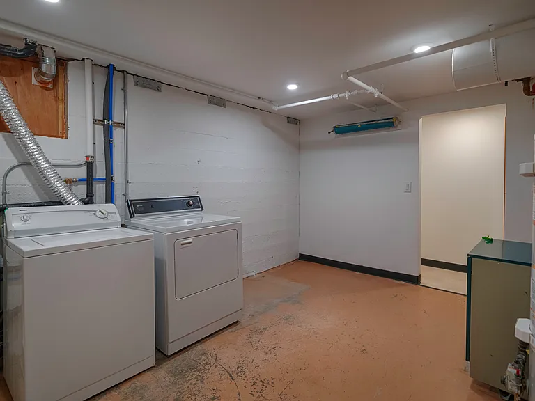 540 N 83rd St #B — Photo 20