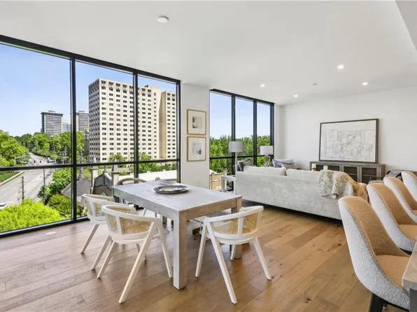 2425 Peachtree Rd NE Unit 701, Atlanta, GA 30305