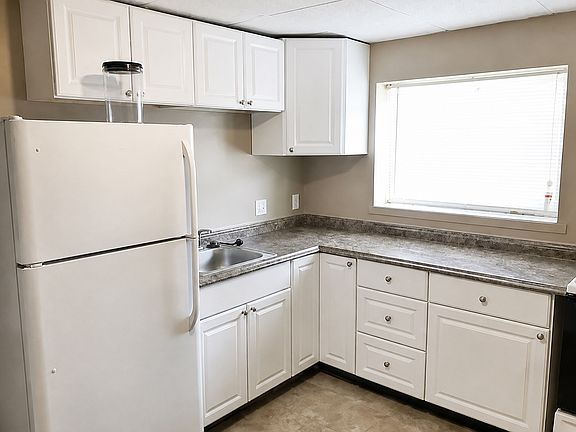 3rd image of 71 Hancock St APT 3