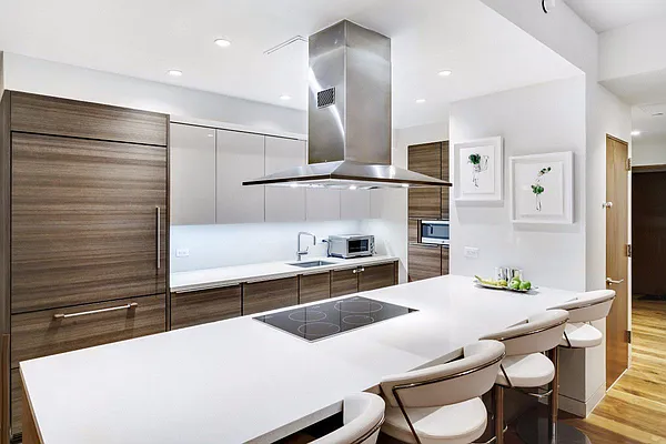 Sold by Level Group | media 4