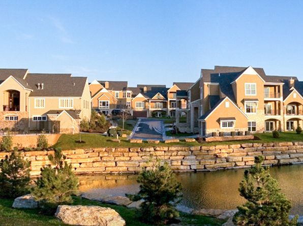 Mansions At Canyon Creek Apartments, 9550 Zarda Dr, Lenexa,