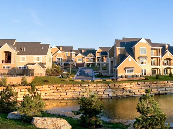 Mansions At Canyon Creek Apartments, 9550 Zarda Dr #2206, Lenexa, KS 66227