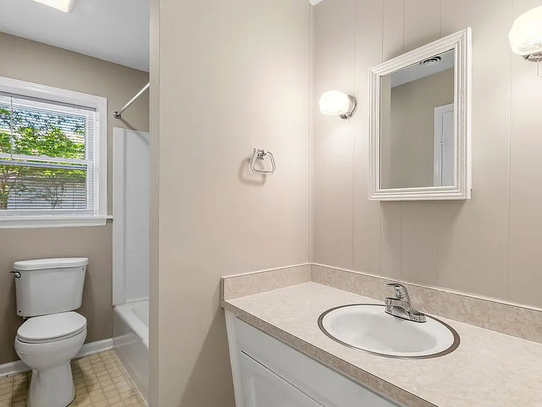 2309 Bridgette Blvd — Photo 21