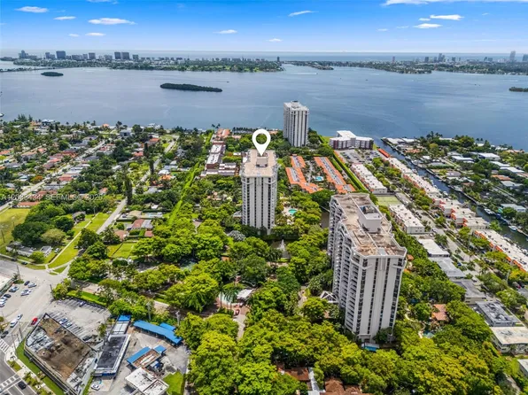 1000 Quayside Ter APT 1604, Miami, FL 33138