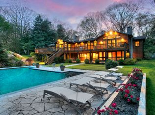 20 Ten O Clock, Weston, CT 06883