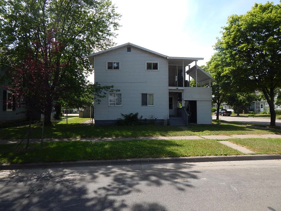 2nd image of 1002 13th St S
