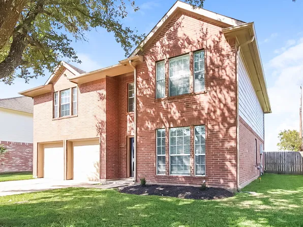 4805 E Parma Dr, Rosenberg, TX 77471