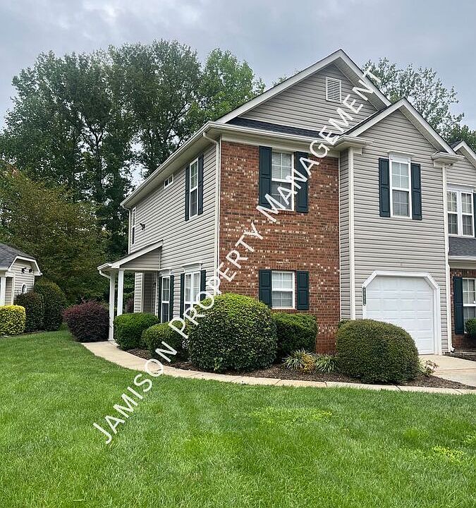 1st image of 8901 Cinnabay Dr