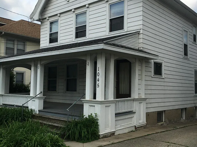 1045 E Johnson St #1 — Photo 7