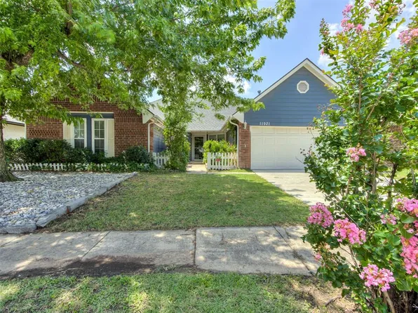 11921 Silver Sun Dr, Oklahoma City, OK 73162