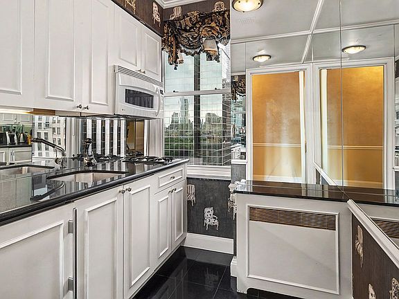 5th image of 781 5th Ave APT 1909