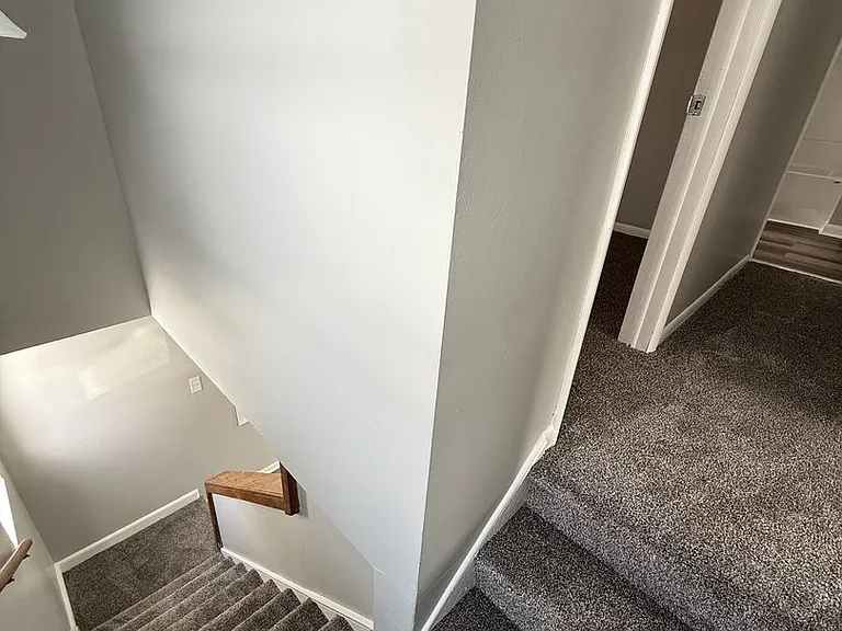2321 W Main St — Photo 19